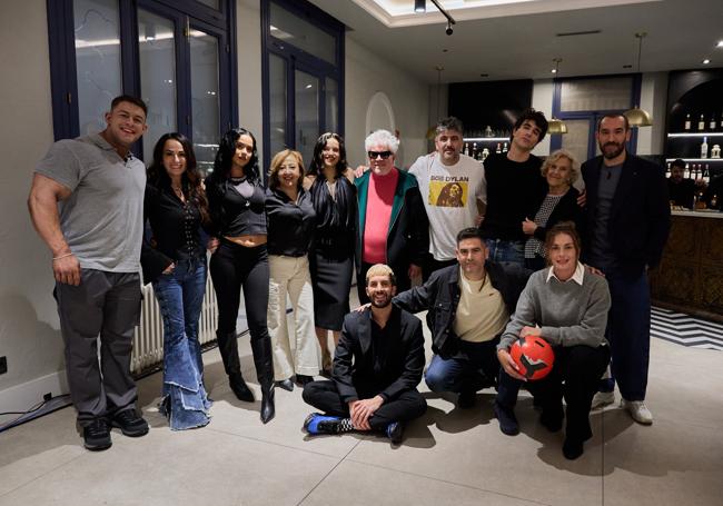 La peculiar junta de vecinos.